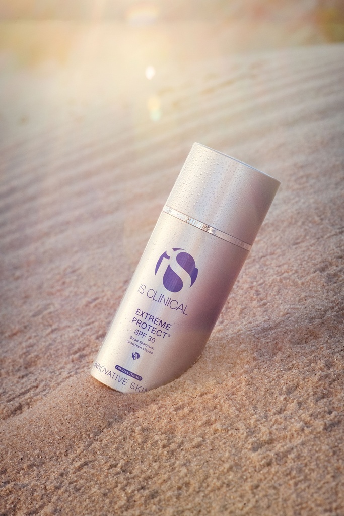 iS CLINICAL EXTREME PROTECT SPF 30 100 g -hoitovoide aurinkosuojalla 2 iS CLINICAL EXTREME PROTECT SPF 30 100 g -hoitovoide aurinkosuojalla - Image 2